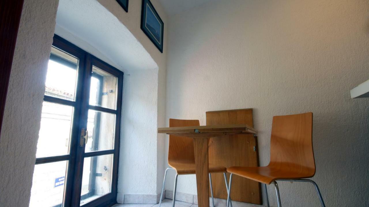 Studio Apartman Galerija Buzet Eksteriør bilde