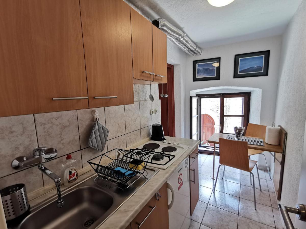Studio Apartman Galerija Buzet Eksteriør bilde